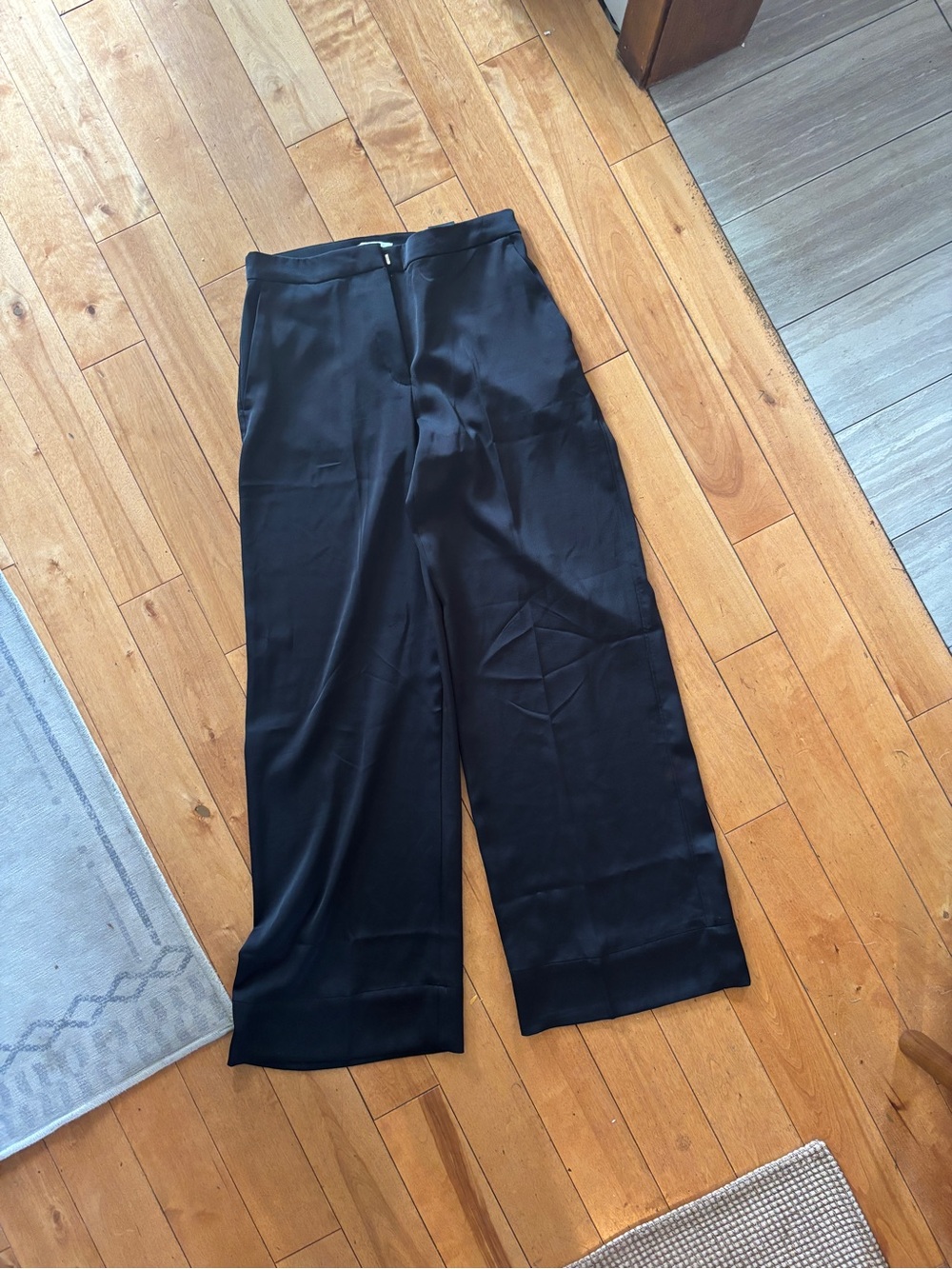 H&M Black satin Wide-Leg Dress Trousers size 4